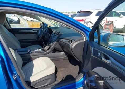 2020 Ford Fusion S из США, поврежденный, VIN 3FA6P0G71LR148001